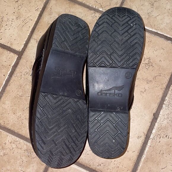 Dansko Matte Black Cabrio Clogs - Picture 8 of 8